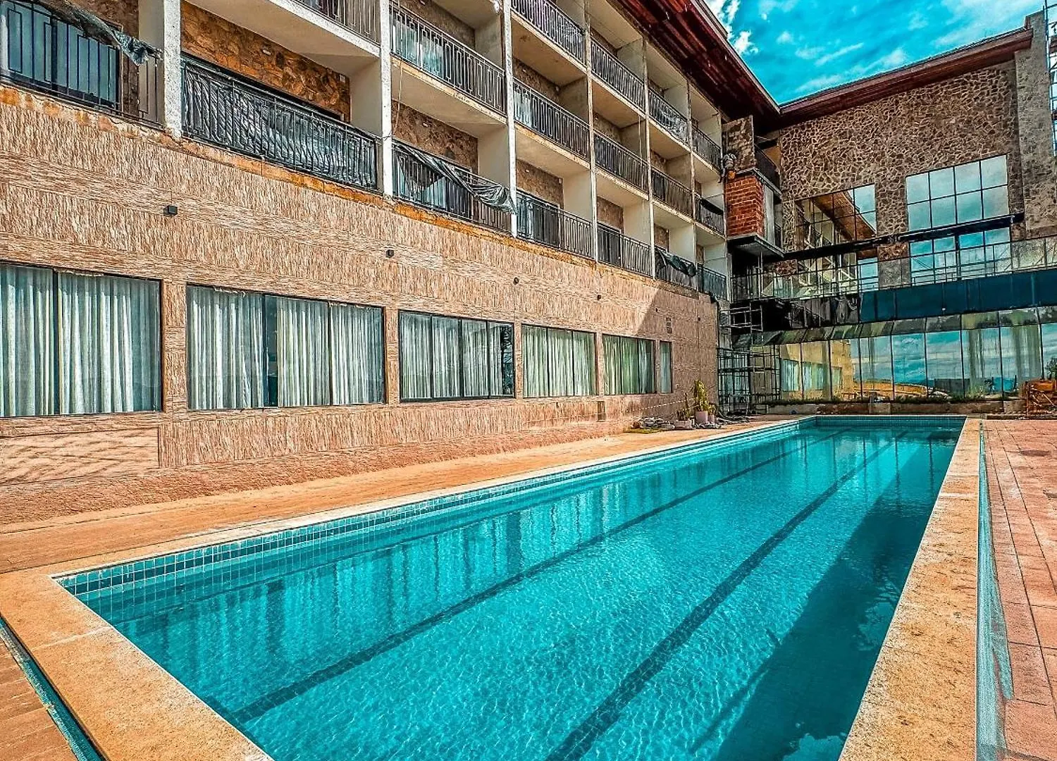 Flat No Resort Completao Gran Paradiso - Tem Tudo - Novinho Campos do Jordao