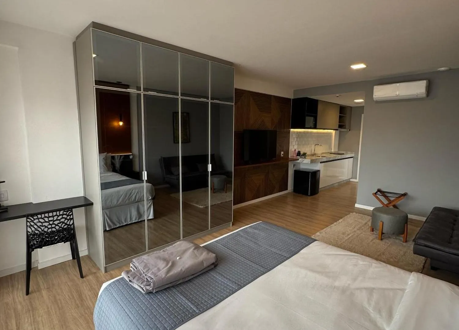 Flat No Resort Completao Gran Paradiso - Tem Tudo - Novinho Campos do Jordao