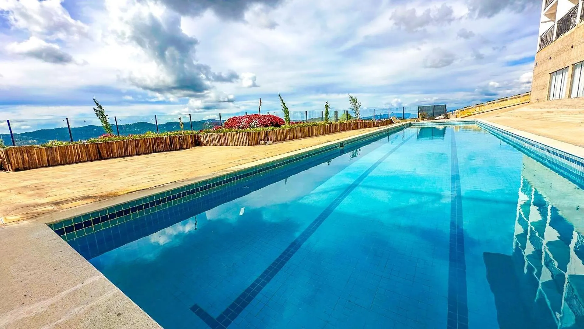 Flat No Resort Completao Gran Paradiso - Tem Tudo - Novinho Campos do Jordão Brésil