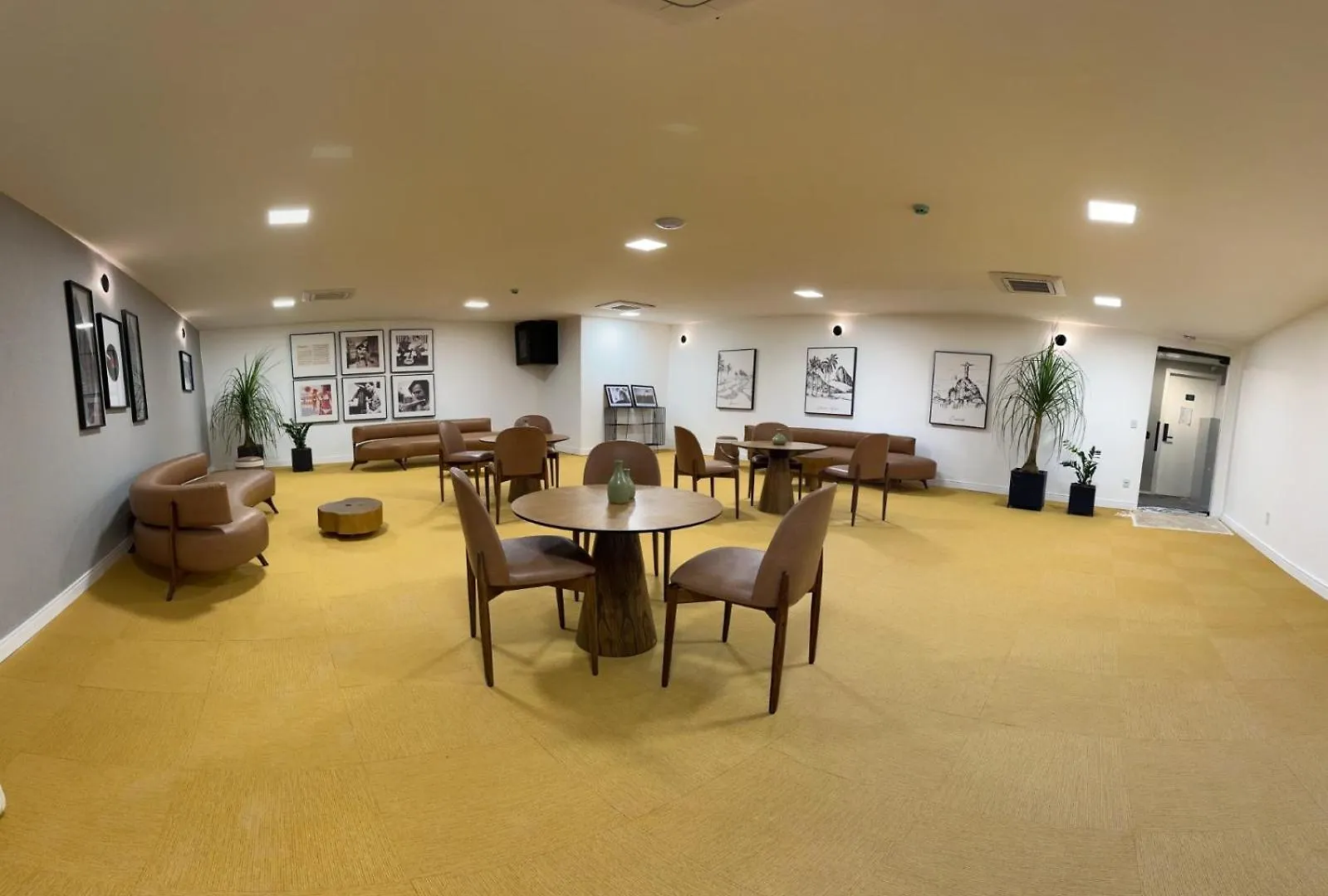 Hotel Flat No Resort Completao Gran Paradiso - Tem Tudo - Novinho Campos do Jordão