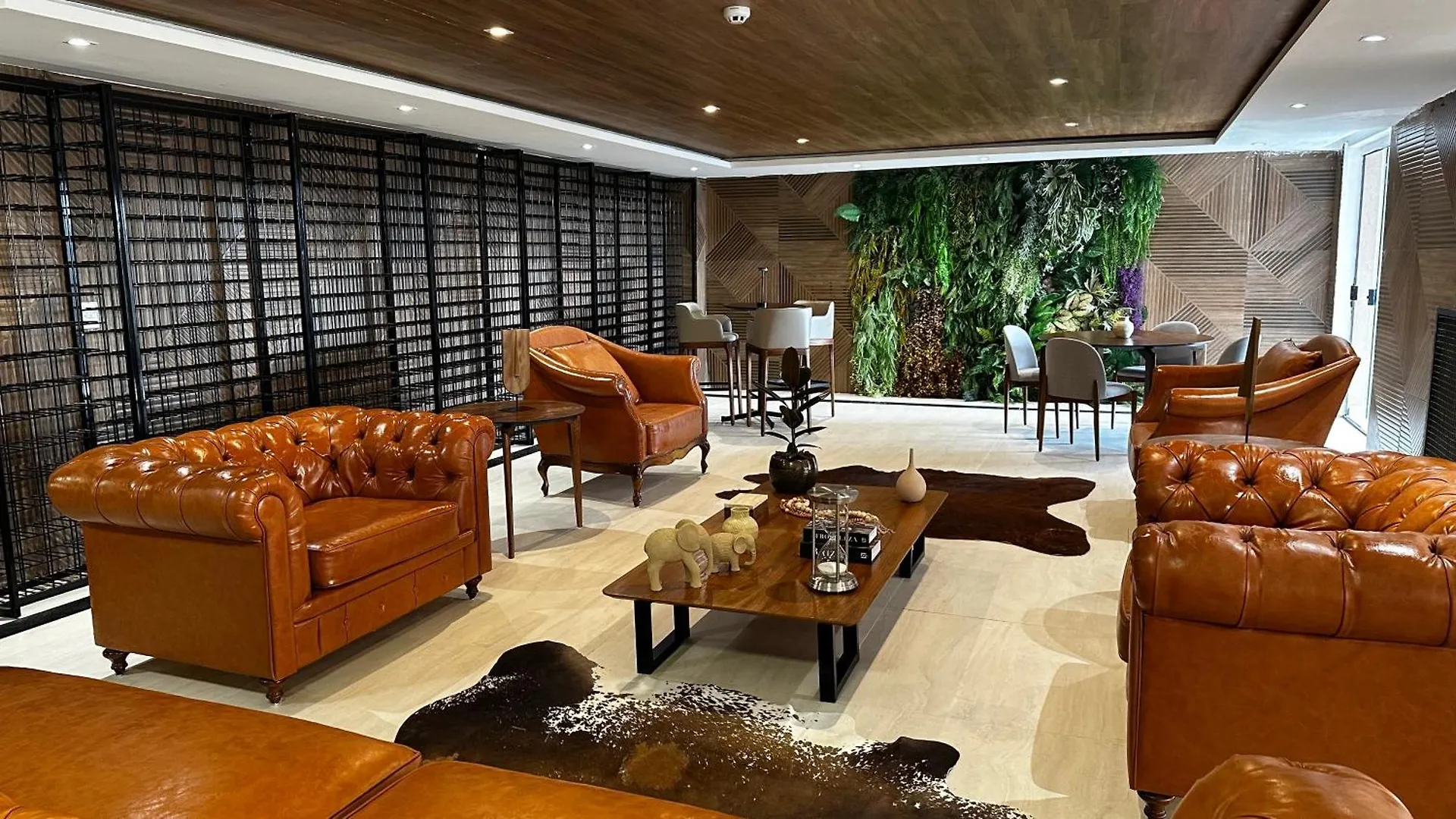 Flat No Resort Completao Gran Paradiso - Tem Tudo - Novinho Campos do Jordão