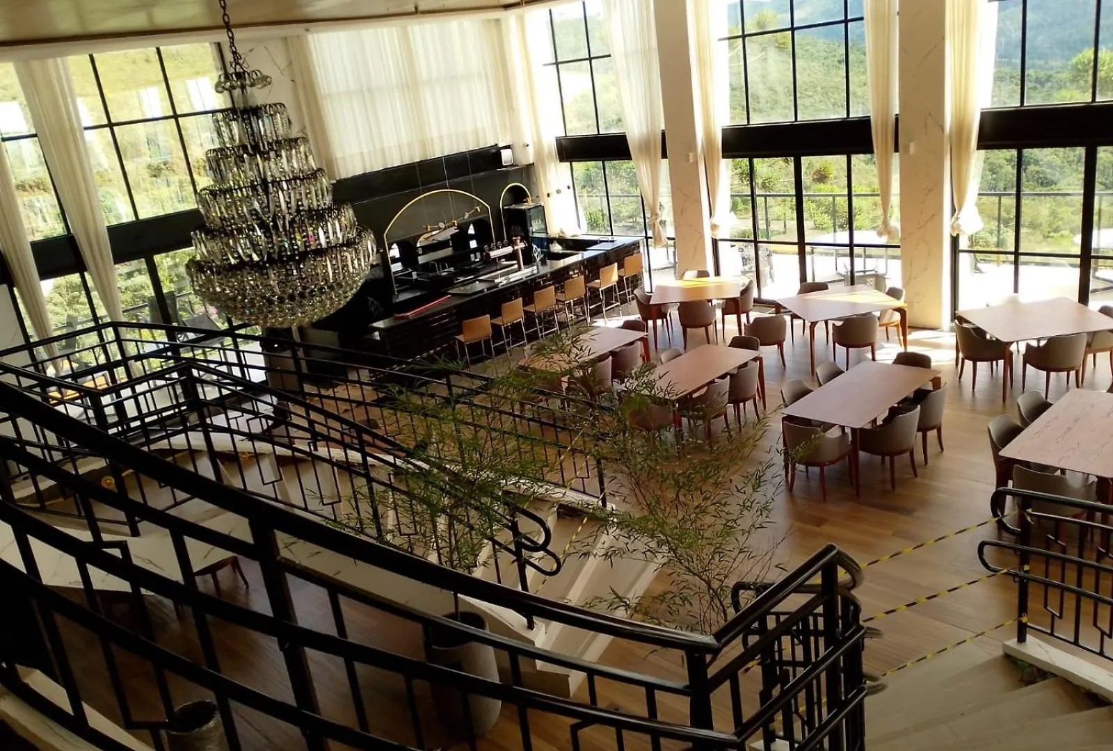 Hotel Flat No Resort Completao Gran Paradiso - Tem Tudo - Novinho Campos do Jordão