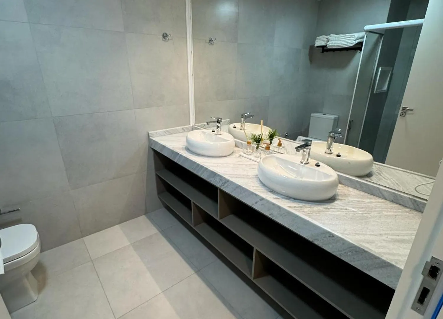 Flat No Resort Completao Gran Paradiso - Tem Tudo - Novinho Campos do Jordão Hotel